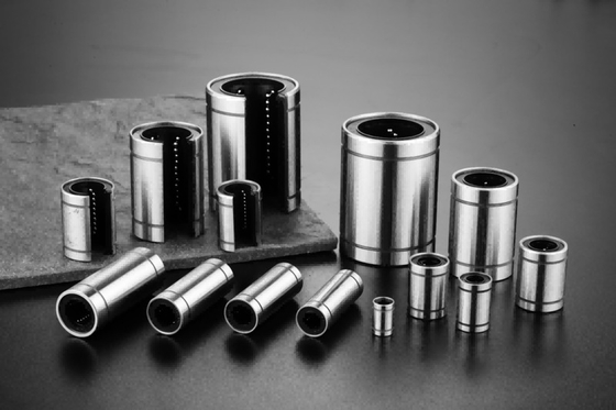 GCR15 Cage Bushing Linear Bewegung Kugellager 58 ~ 62HRC Hohe Härte
